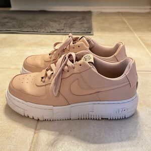 Nike Air Force 1 Pixel Particle Beige